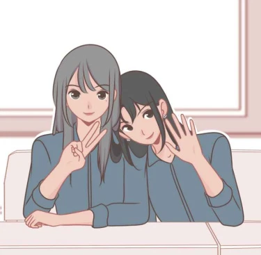 Она влюблена в меня